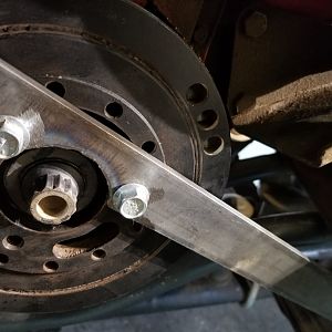 Balancer Holder Tool at work