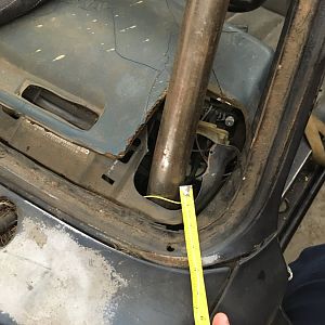 Drivers A pillar at dash