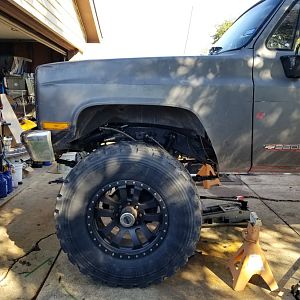 42's with 7" of lift