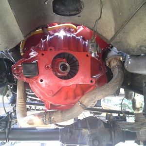 the crossover exhaust routing....not pretty just used exhaust pieces I had laying around.  Needed lots of driveshaft room