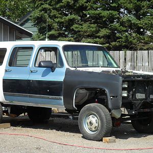 I spent another $400 on inner fenders and fenders.  So now I'm back to $750 into the suburban build.