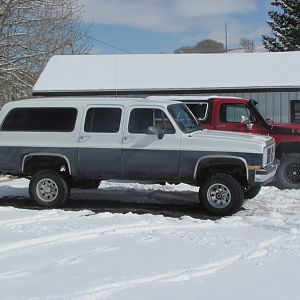 I bought some Alcoa look alikes, put some used tires on them.