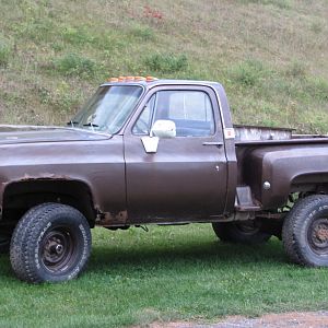 How I got the 454 short box from my cousin. $1800, had a lift and 3/4 tons, sm465 and 205.