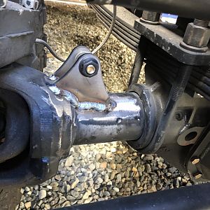 lower D60 shock bracket