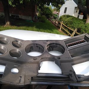 Ac bezel