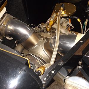 Helicopter jet engine