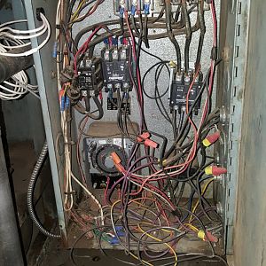 panel 1