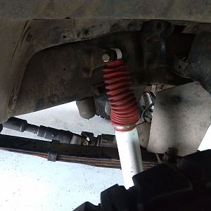 Front upper mount