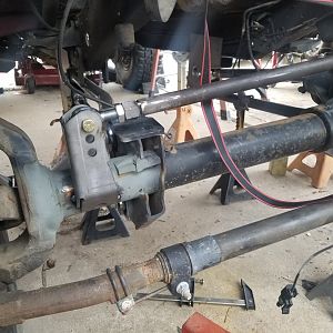 Panhard bar axle side