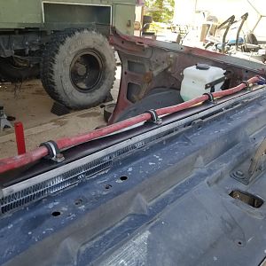 Fan upper mounts