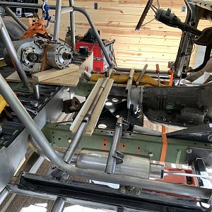 Cross Tubes for Seats - Atlas Removed