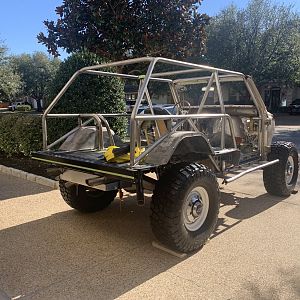 Sunbathing K5 in Driveway