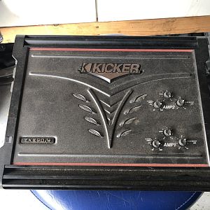 kicker Amp