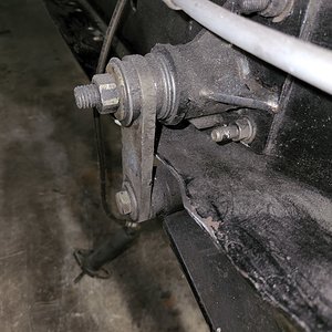 Shackle