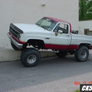 parking lot wheelin 1