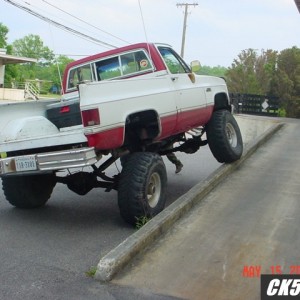parking lot wheelin 2