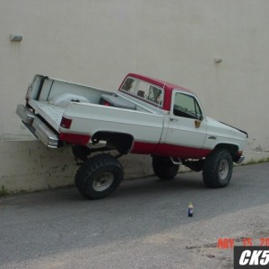 parking lot wheelin 3