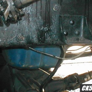 motormount bolts through frame