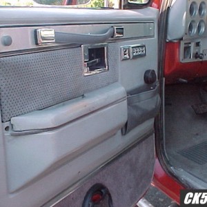 MVC-703F