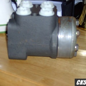 Danfoss steering unit.