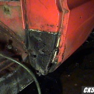 door jamb,  not too bad