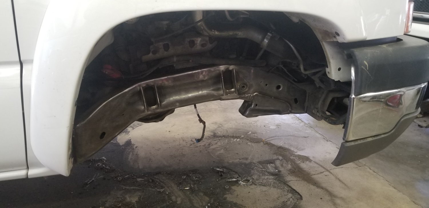 05 Duramax WFO SAS frame stripped