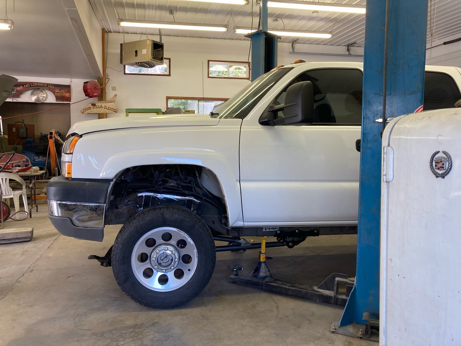 05 Duramax WFO SAS mock up, side