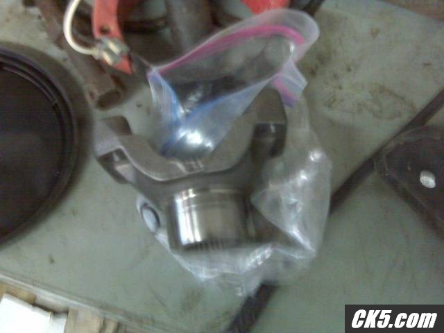 1410 D60 Yoke