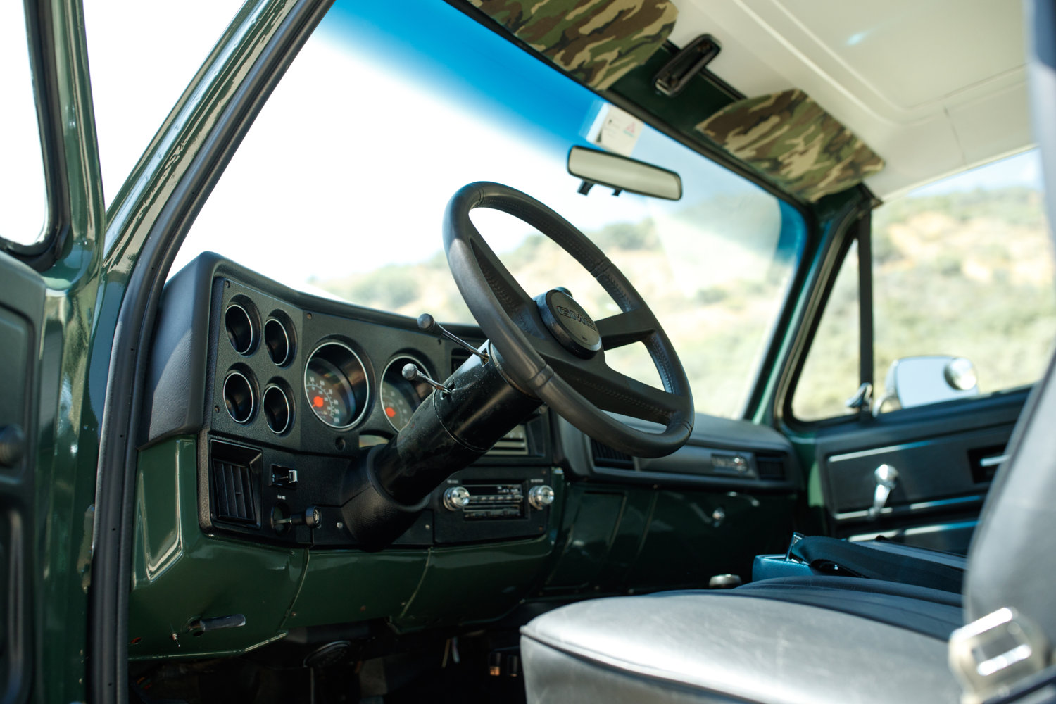 1975 GMC Jimmy - Photos by Larry Chen