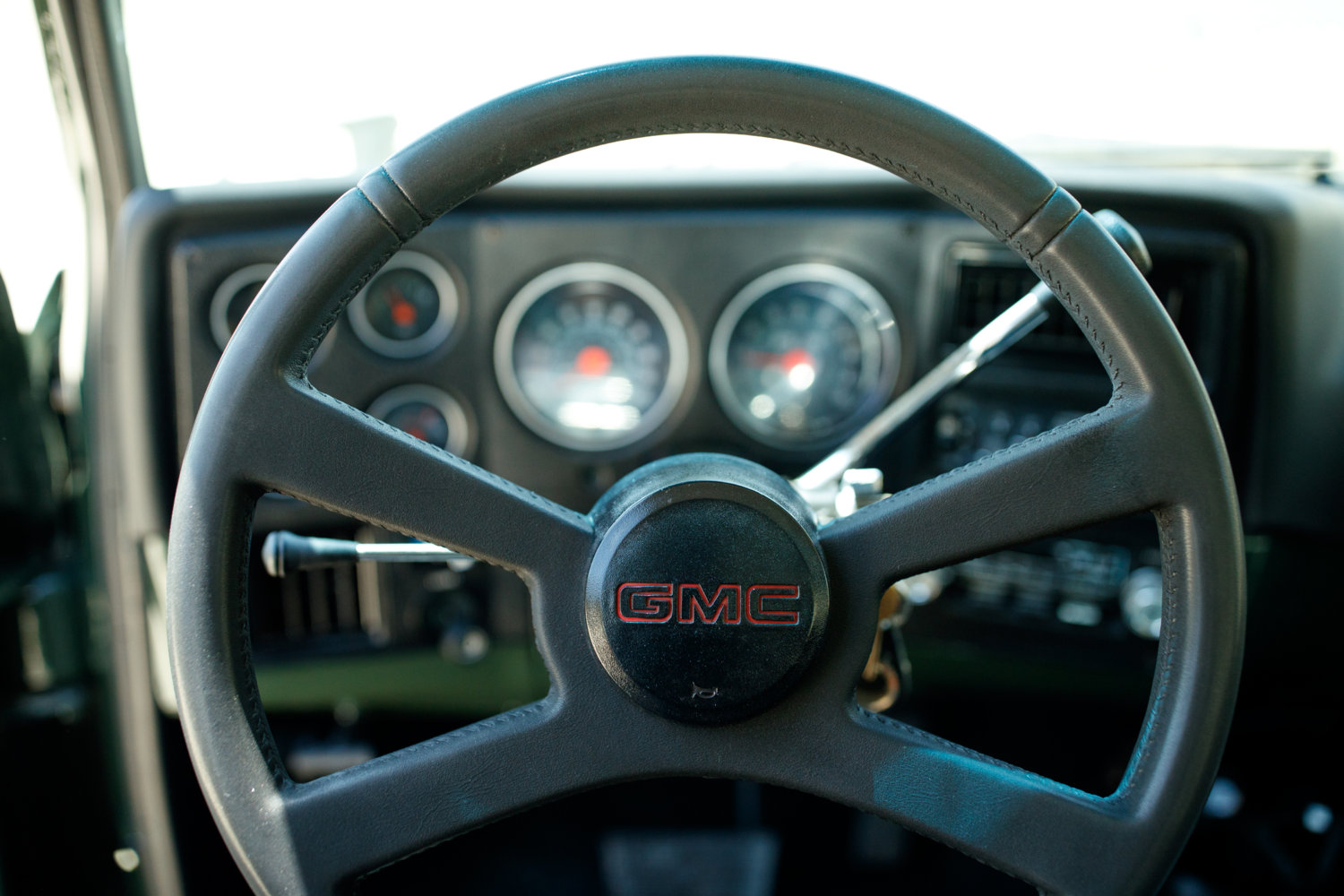 1975 GMC Jimmy - Photos by Larry Chen