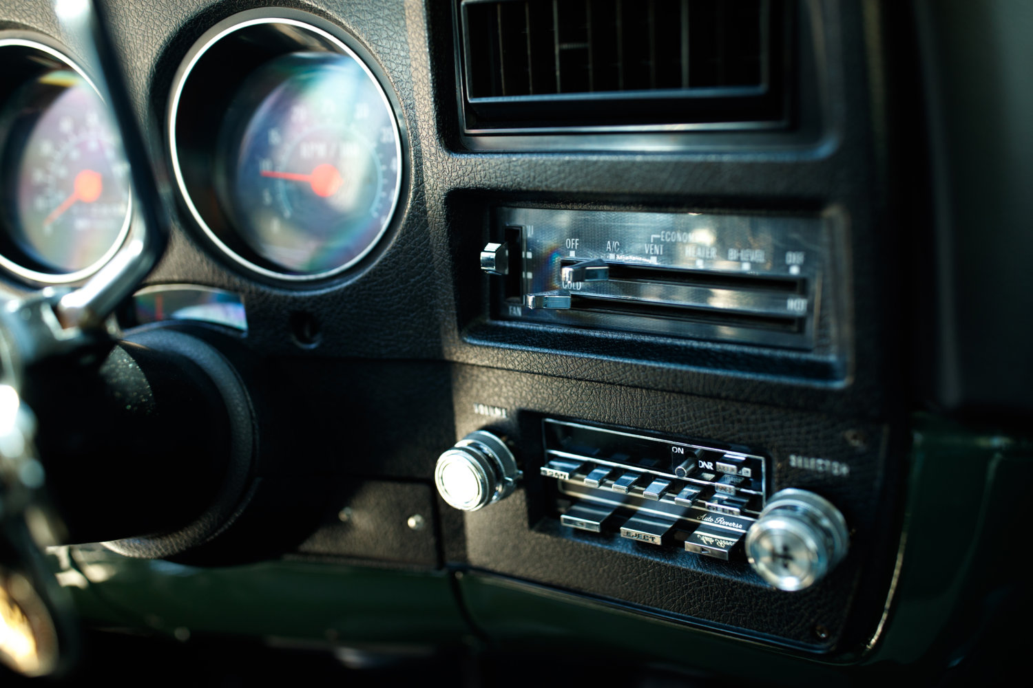1975 GMC Jimmy - Photos by Larry Chen