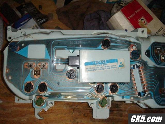 1990-91 gauge housing PCB