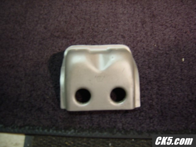 205_bracket_002