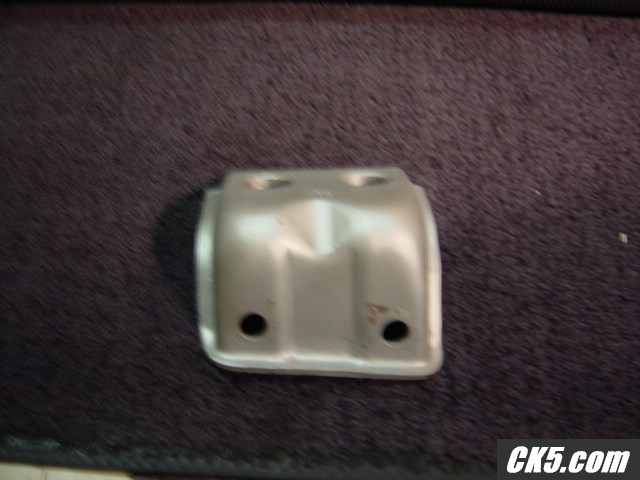 205_bracket_003