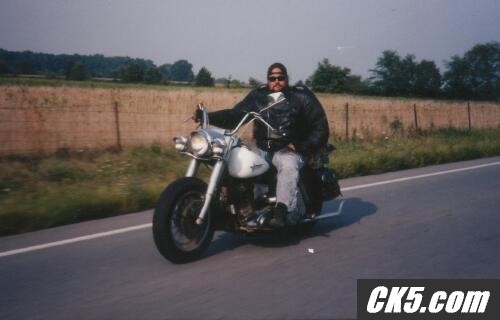 77 FLH before rebuild