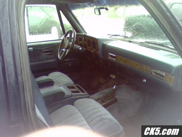 89 Suburban