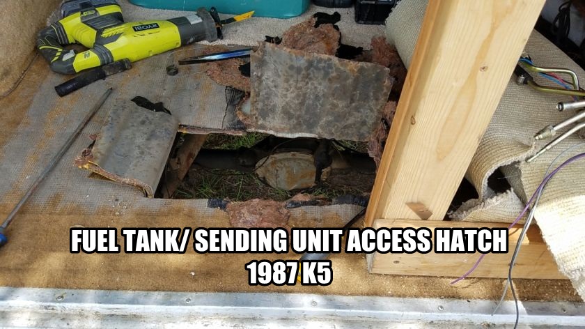 ACCESS HATCH IN FLOOR
