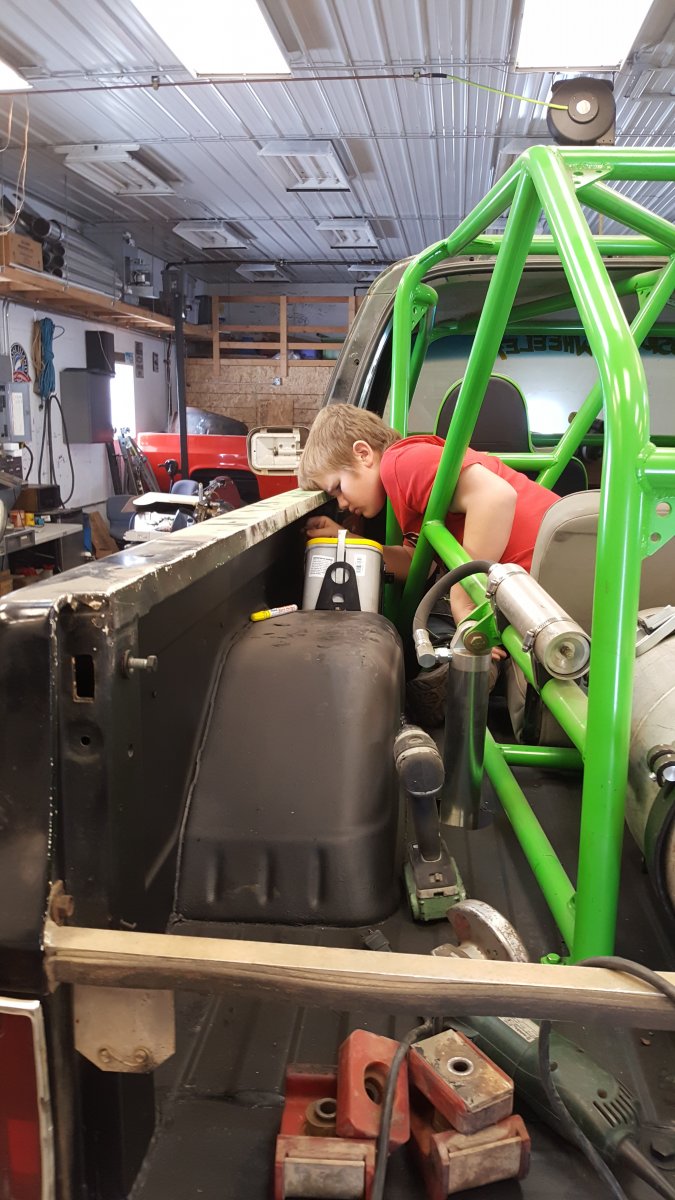 Battery mounting
