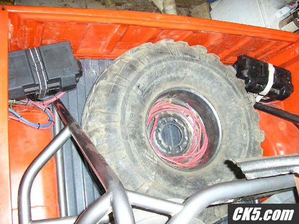 battery_tail_gate-up