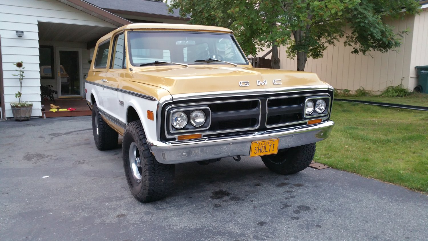 Blacked Out grille, (Plasti Coat - testing the look.)