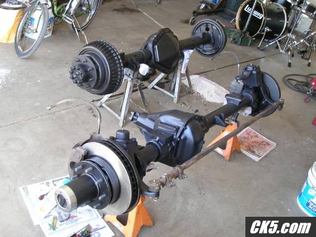 Bout ready to bolt in
