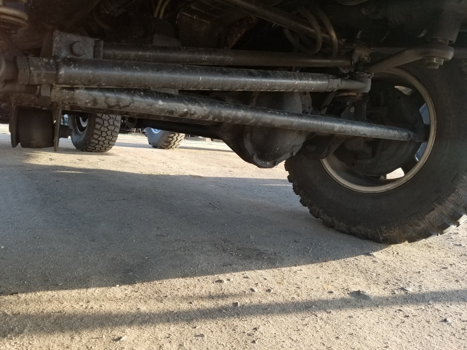 Crossover steering