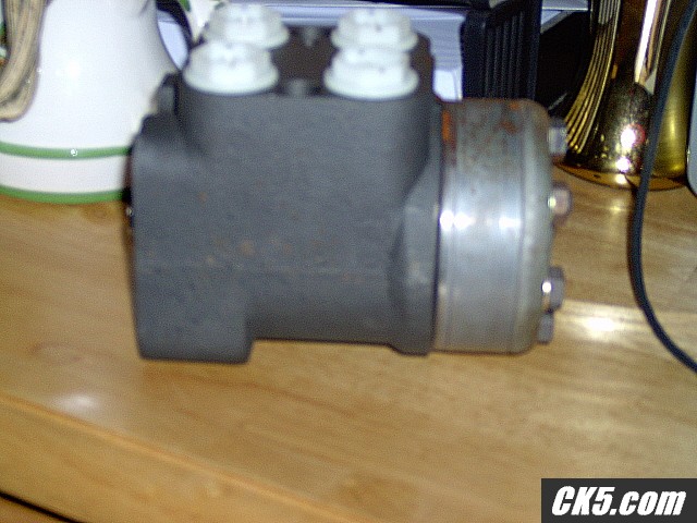 Danfoss steering unit.