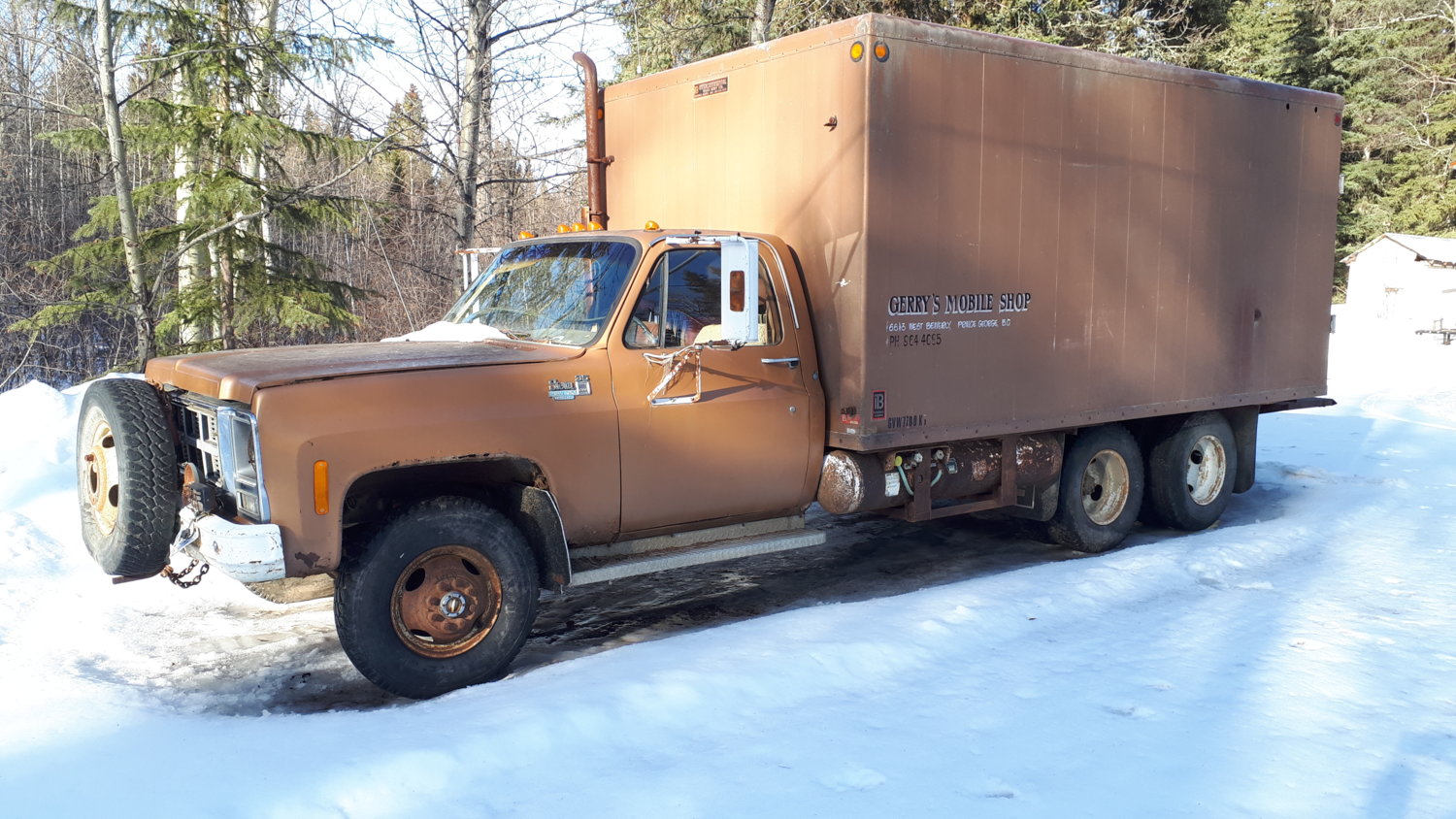 Don't see one of these every day...aluminum mobile shop box is cool too.