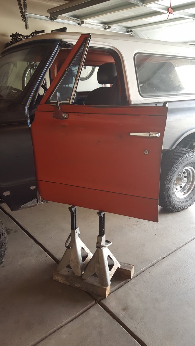door on jacks