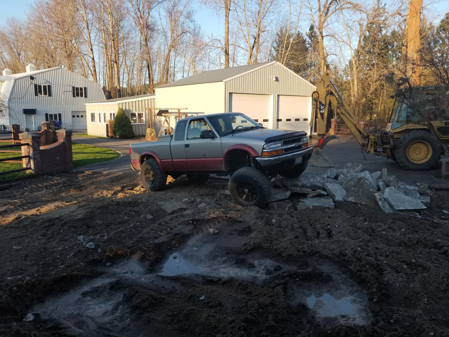 Driveway wheelin front 3/4