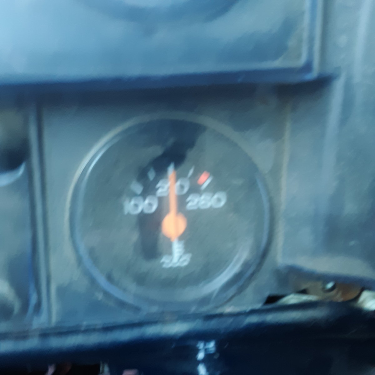 Engine/oil temp comparison