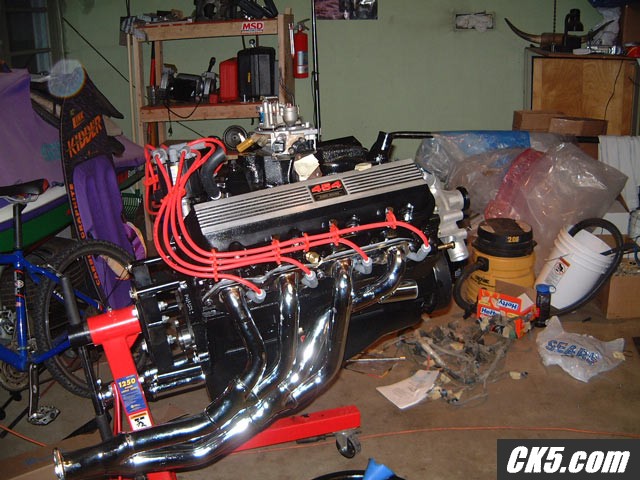 Engine-on-stand