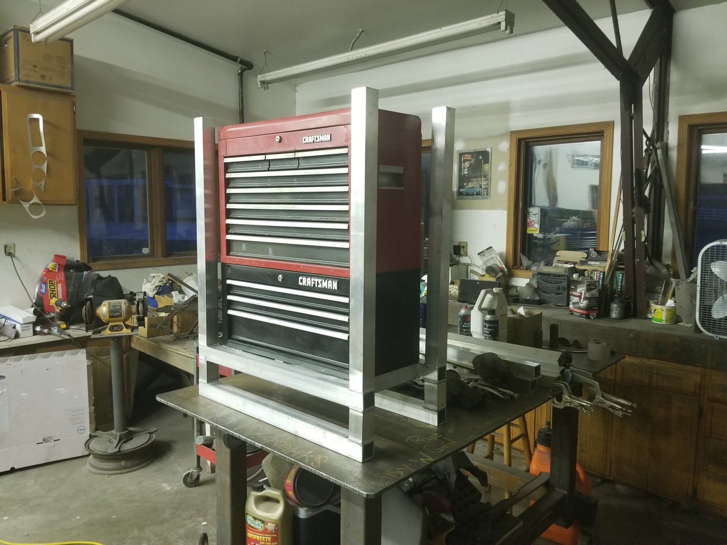 Front R mobile tool box