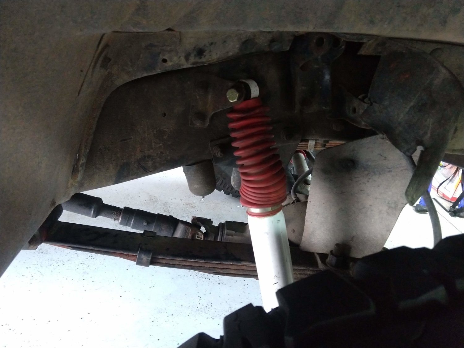 Front upper mount